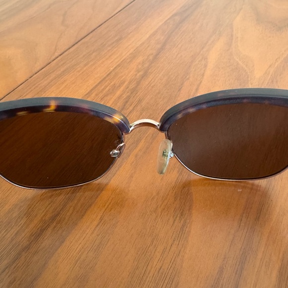 Stylish Black Sunglasses
